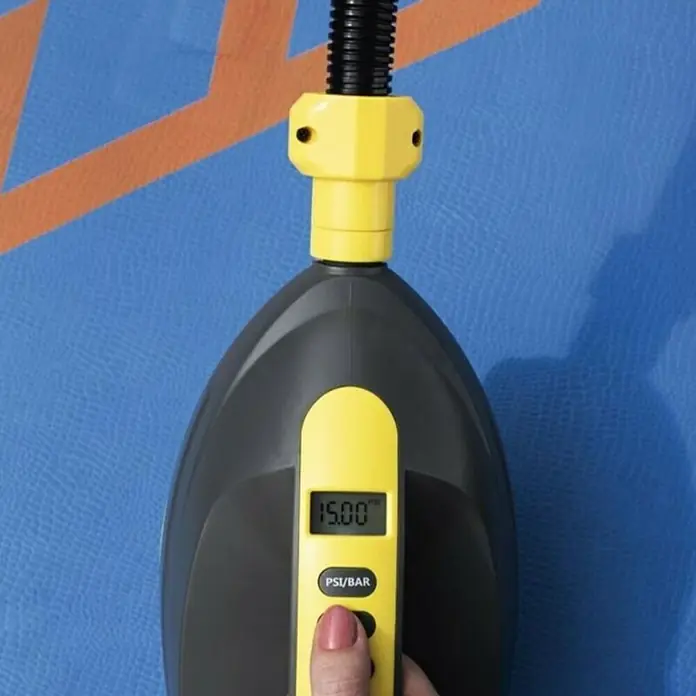 Bestway Električna pumpa za zrak Hydro-Force - 12 V - Proizvod u upotrebi