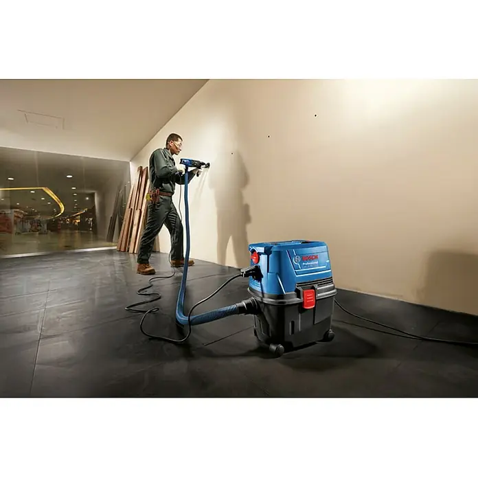Bosch Professional Usisivač za mokro i suho usisavanje GAS 15 PS - 1.100 W, Zapremina spremnika: 10 l - Proizvod u upotrebi