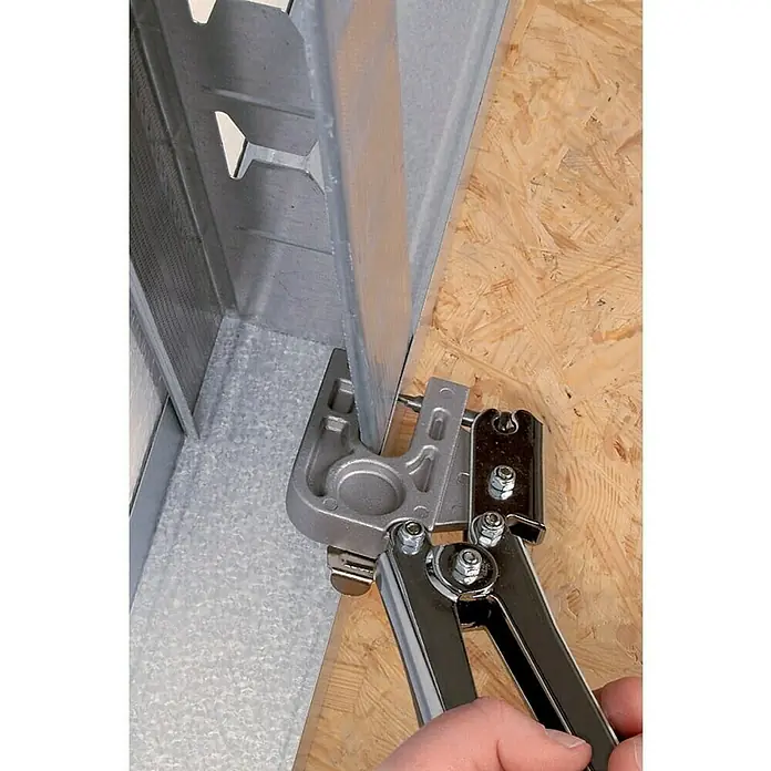 Wolfcraft Kliješta za spajanje profila - Duljina: 27 cm - Proizvod u upotrebi