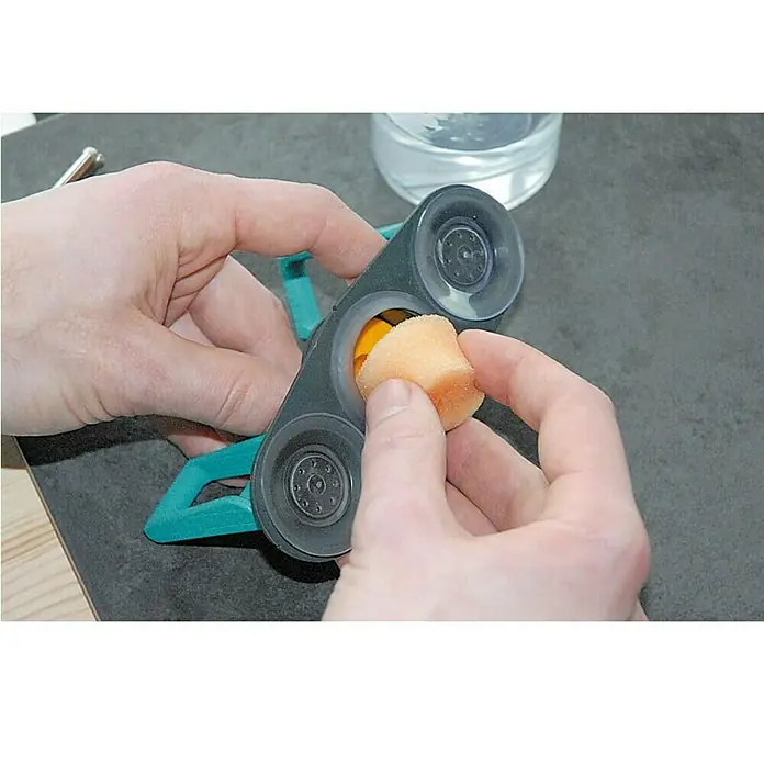 Craftomat Kalup za bušenje dijamantnim svrdlom - Plastika, 10 mm - Proizvod u upotrebi