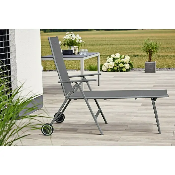 Sunfun Maja Sonnenliege - B x T x H: 75 x 189 x 108 cm, Anthrazit, Rückenlehne verstellbar - Stimmungsaufnahme