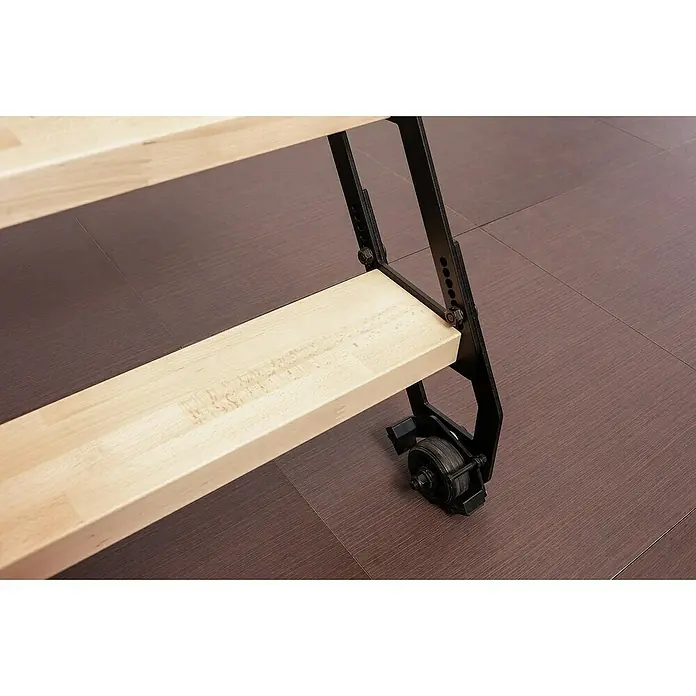 Fontanot Raumspartreppe Back mit Rädern 1.0 - 80 cm, Schwarz, Anzahl Steigungen: 10 Stk., Farbe Stufen: Buche Natur, Geschosshöhe: 214 cm - 235 cm - Detailaufnahme