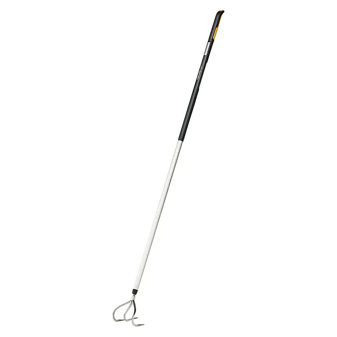 Fiskars Xact Grubber M - Arbeitsbreite: 15 cm - Diagonale Ansicht