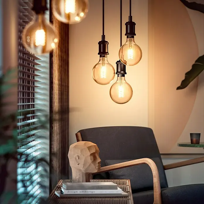 Philips Hue LED žarulja - E27, 7 W, Topla bijela, G125, Može se prigušiti - Živopisni prikaz