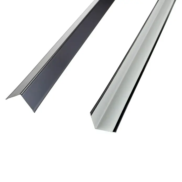THU Ceiling Solutions Perfil angular 9005 - 3 m x 24 mm x 24 mm, Acero, Negro - Primer plano