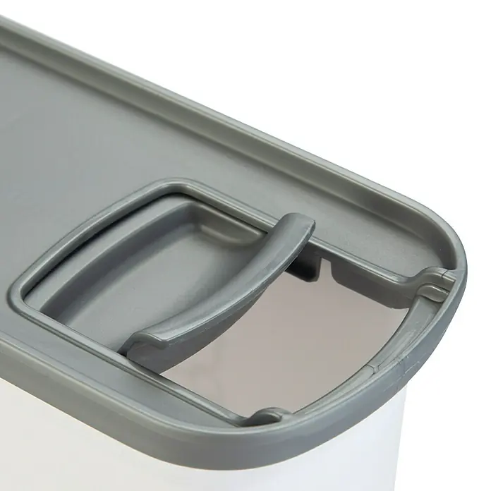 Curver Voederbox - 28 x 12 x 28 cm, Capaciteit: 6 l, Kunststof, Motief: Katten - Close-up