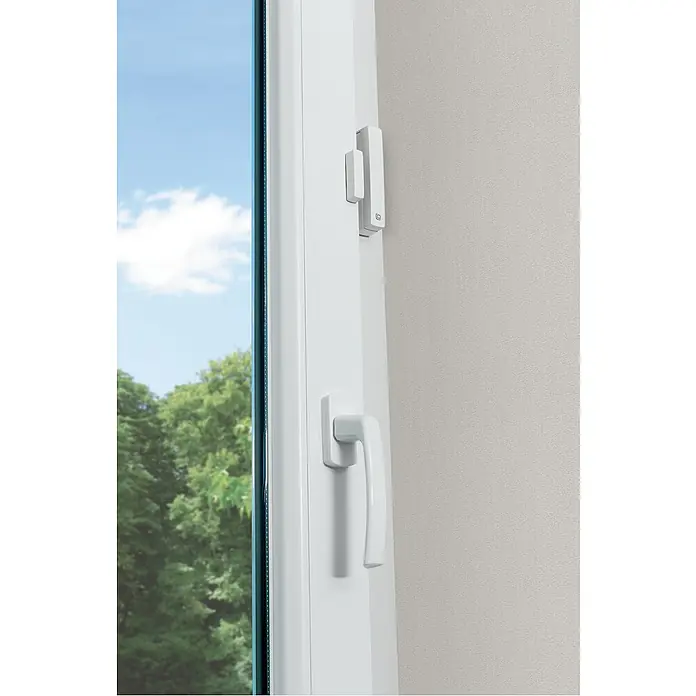 Homematic IP Starter-Set HmIP-SK12 Raumklima WLAN - 1 x WLAN Access Point, 1 x Heizkörperthermostat, 1 x Fenster- und Türkontakt, 4 x Batterie, Montagematerial - Stimmungsaufnahme