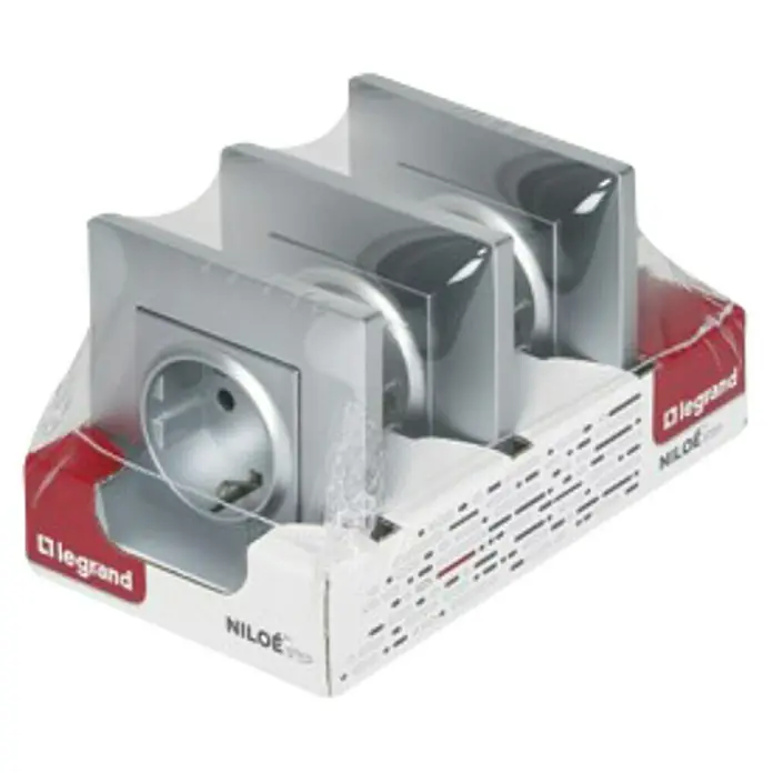 Legrand Niloé Step Enchufe Pack - Aluminio, 2 Polos + Toma Tierra, Plástico, Montaje en la pared, 3 ud. - Vista angular