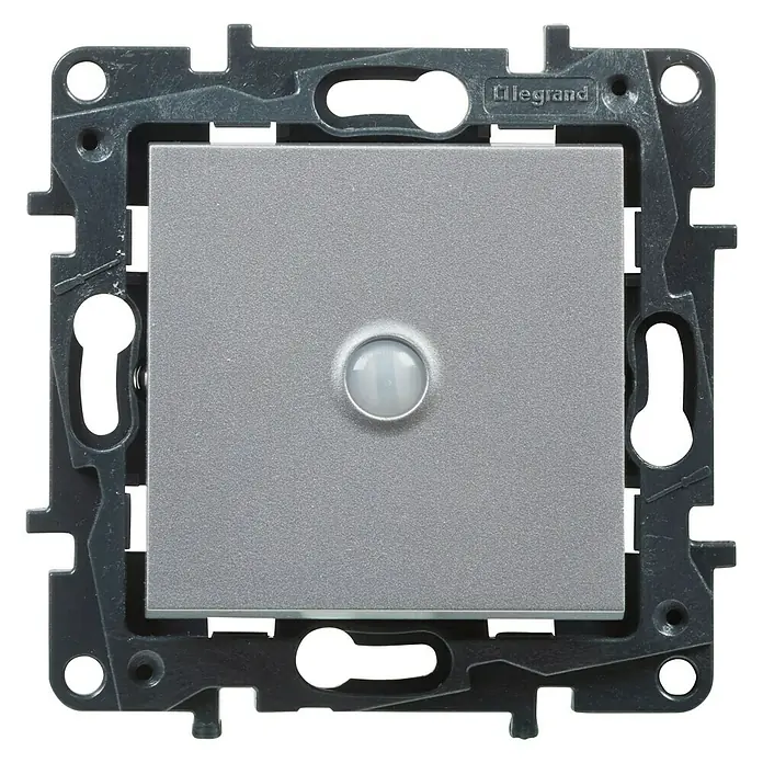 Legrand Niloé Step Interruptor de sensor inteligente - Aluminio, x 1, Montaje en la pared - Vista frontal