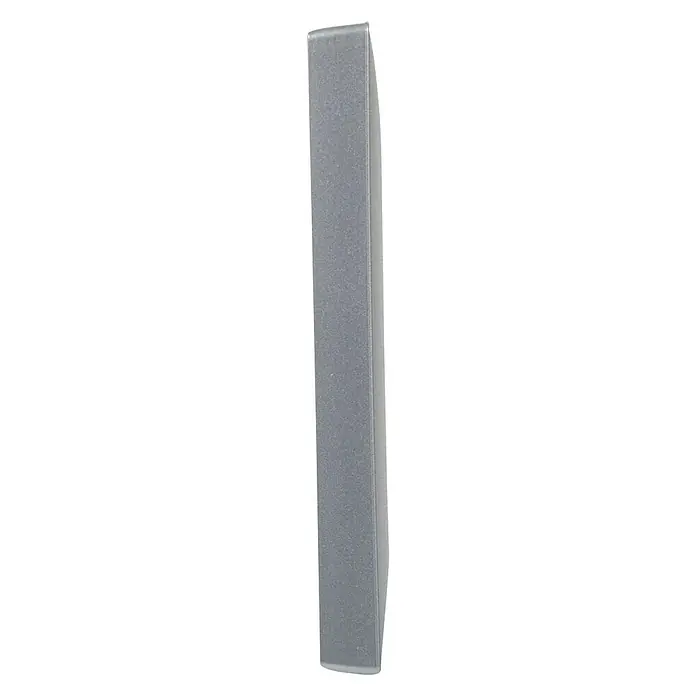 Legrand Niloé Step Marco - Plateado, x 1, Plástico, Montaje en la pared - Vista de perfil izquierdo