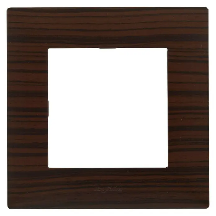 Legrand Niloé Step Marco - Madera, x 1, Plástico, Montaje en la pared - Vista frontal