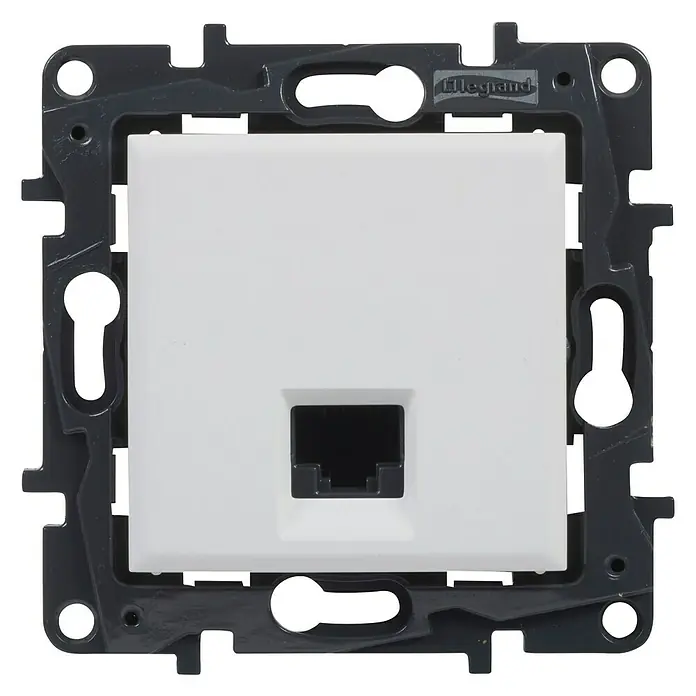 Legrand Niloé Step Toma de red RJ45 - Blanco, 1 canal, Plástico, Montaje en la pared - Vista frontal