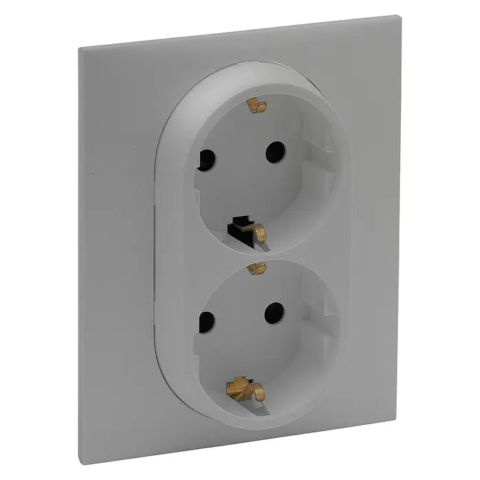 Legrand Niloé Step Enchufe doble - Blanco, x 2, Plástico, Montaje en la pared - Vista angular