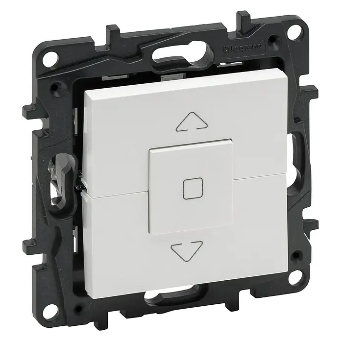 Legrand Niloé Step Interruptor para persianas - 11 x 5 x 15 cm, En pared, Blanco - Vista angular