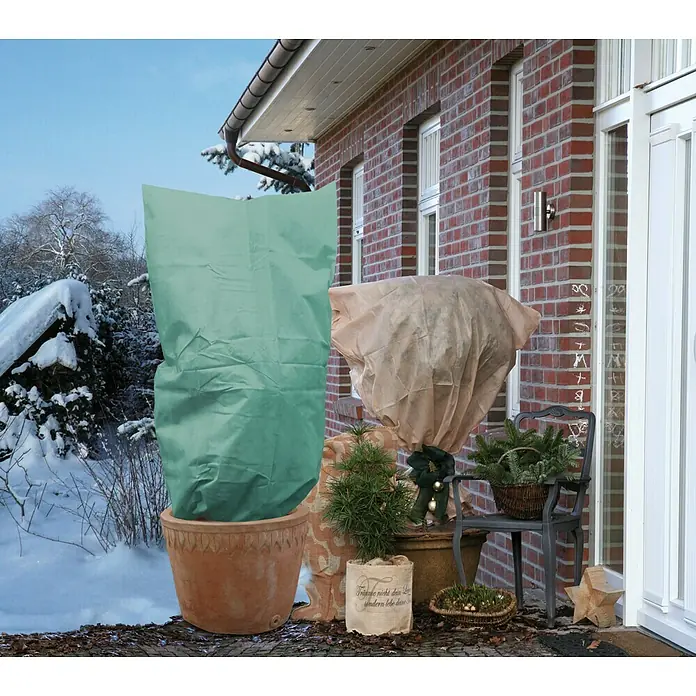 Videx Garden Winterschutzhaube Mega - B x H: 120 x 180 cm, Vlies, Grün - Anwendungsbeispiel