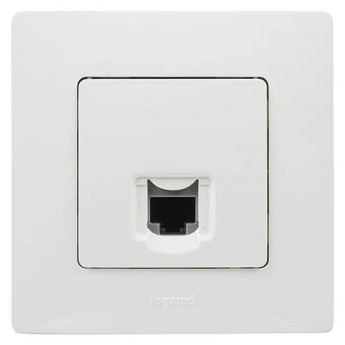Legrand Niloé Monoblock Toma de red RJ45 - Blanco, 1 canal, Plástico, Montaje en la pared - Vista frontal