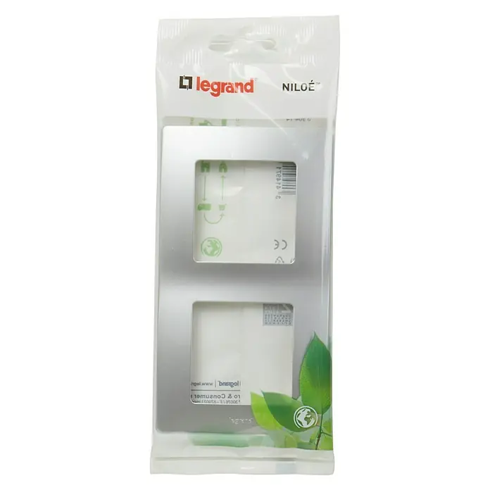 Legrand Niloé Monoblock Marco - Plateado, x 2, Plástico, Montaje en la pared - Vista frontal