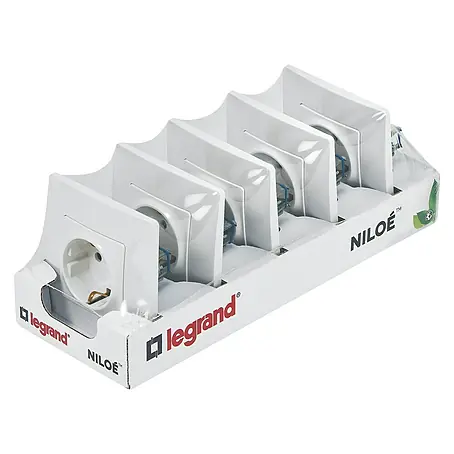 Legrand Niloé Monoblock Enchufe