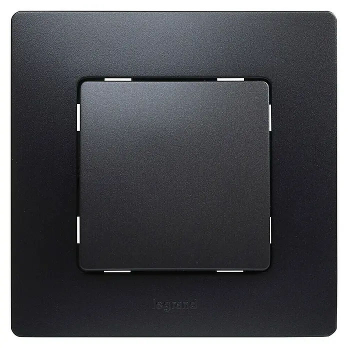 Legrand Niloé Monoblock Conmutador - Negro, Montaje en la pared, IP44 - Vista frontal
