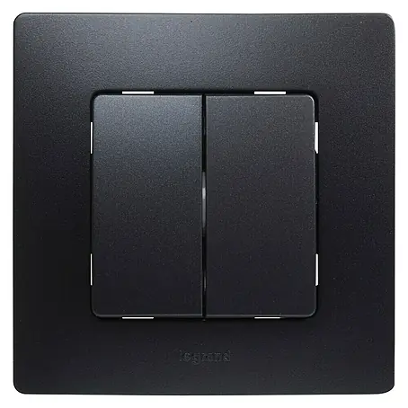 Legrand Niloé Step Conmutador doble