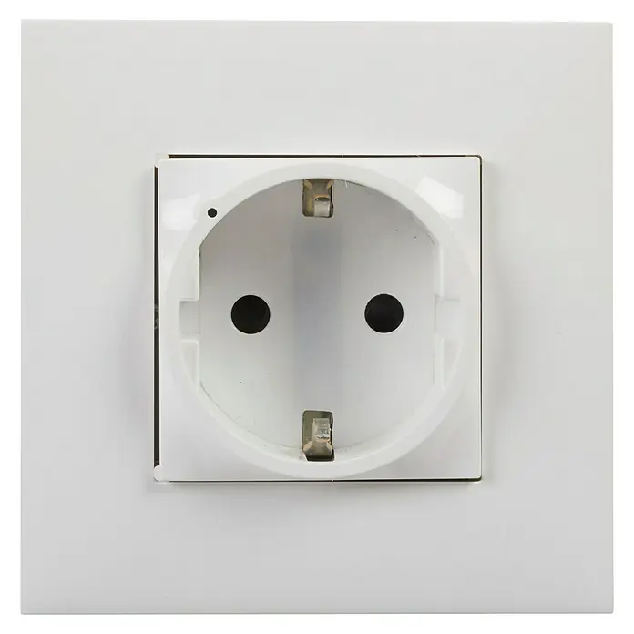 Legrand Valena Next with Netatmo Enchufe - Blanco, 2 Polos + Toma Tierra, Plástico, Montaje en la pared - Vista frontal
