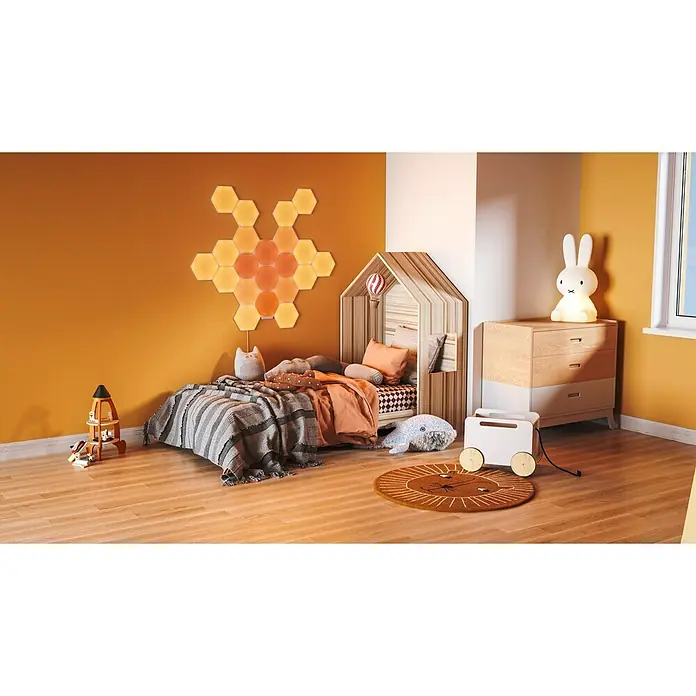 Nanoleaf LED-Panel Shapes Hexagons 15er Starter Set 2. Generation - L x B x H: 23 x 20 x 0,6 cm, Weiß, RGBW - Stimmungsaufnahme