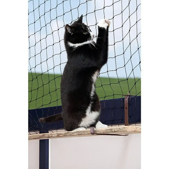 Karlie Red de protección para gatos - 3 x 2 m, Plástico - Producto en uso