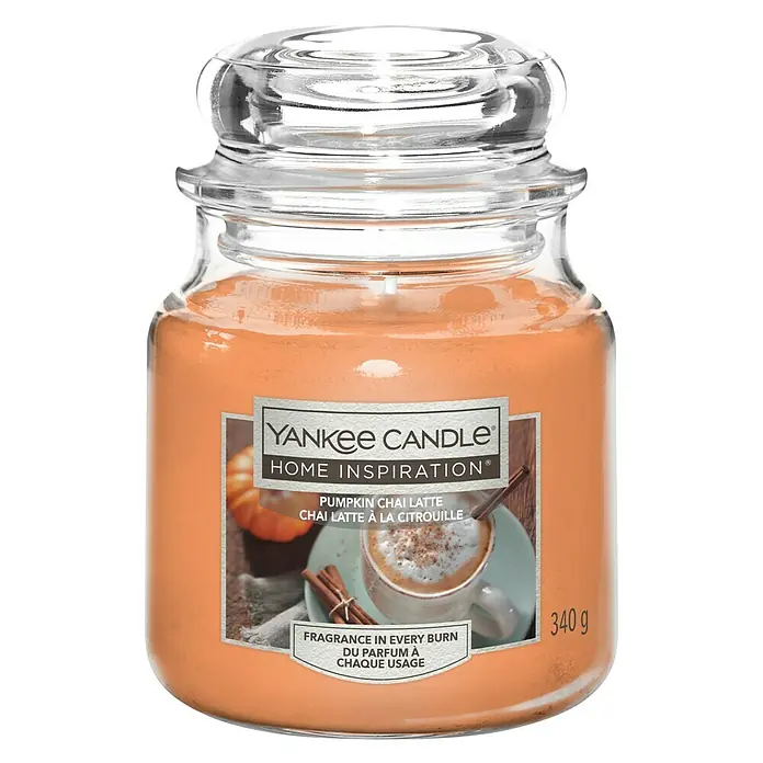 Yankee Candle Home Inspirations Duftkerze - Im Glas, Pumpkin Chai Latte, Medium - Vorderansicht