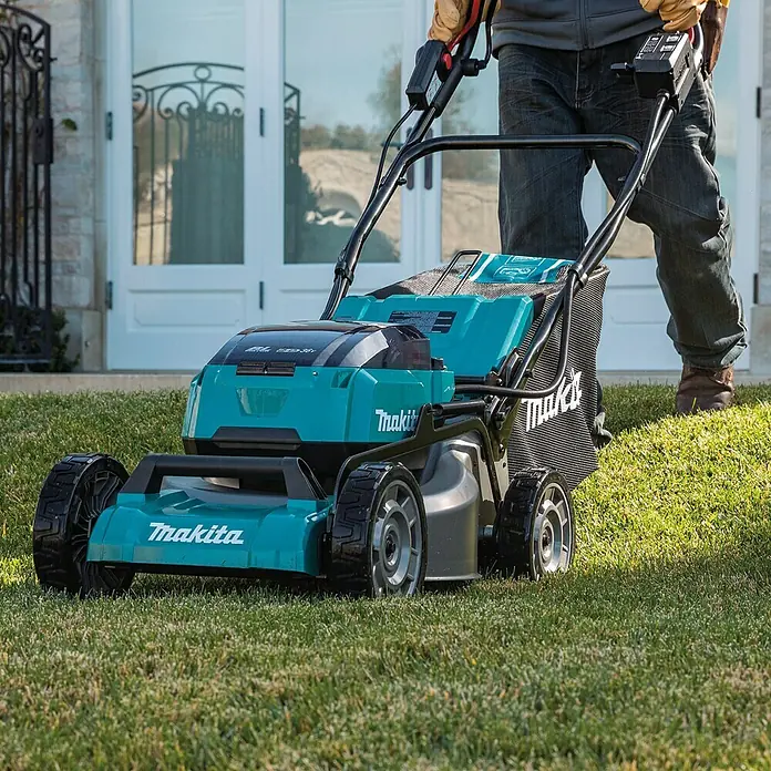Makita Akku-Rasenmäher DLM462Z - 36 V, Ohne Akku, Schnittbreite: 46 cm - Anwendungsbeispiel