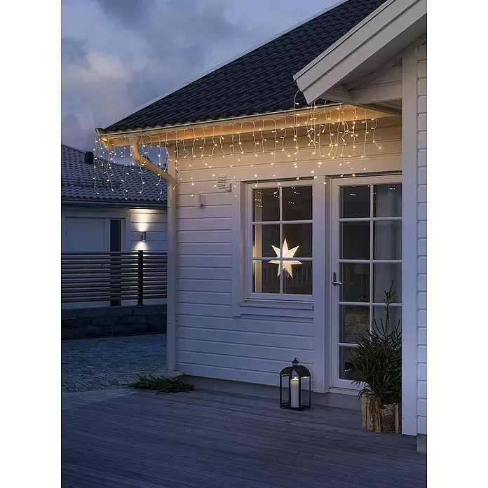 Konstsmide Led-lichtgordijn - Buiten, Aantal leds: 200 st., Lengte: 5,07 m, Lichtkleur: Barnsteen - Sfeeropname