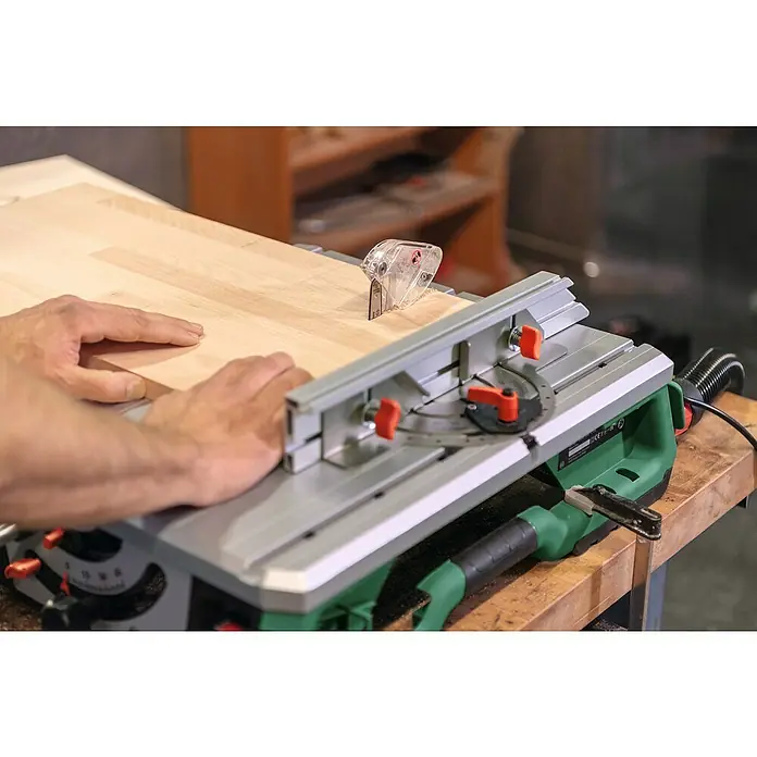 Bosch NanoBlade-Tischsäge AdvancedTableCut 52 - 550 W, 0 U/min - 8.200 U/min - Anwendungsbeispiel