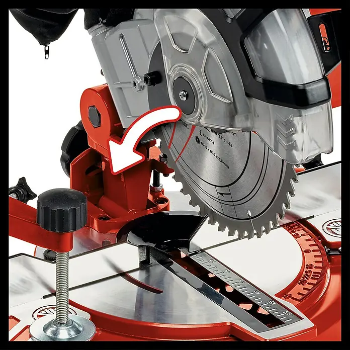 Einhell Kapp- & Gehrungssäge TC-MS 2112 - 1.600 W, Durchmesser Sägeblatt: 210 mm, Leerlaufdrehzahl: 0 U/min - 5.000 U/min - Detailaufnahme