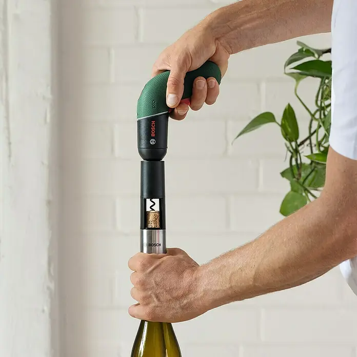 Bosch Akkuschrauber IXO VI Classic Edition - 3,6 V, 1 Akku, Leerlaufdrehzahl: 0 U/min - 215 U/min - Anwendungsbeispiel
