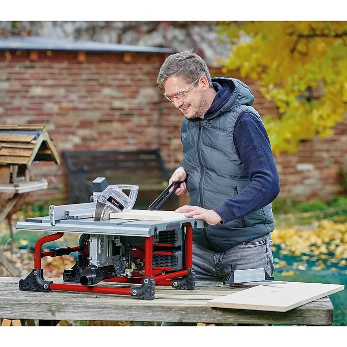 Einhell Power X-Change Akku-Tischkreissäge TE-TS 36/210 Li-Solo - 36 V, Ohne Akku, Durchmesser Sägeblatt: 210 mm - Anwendungsbeispiel