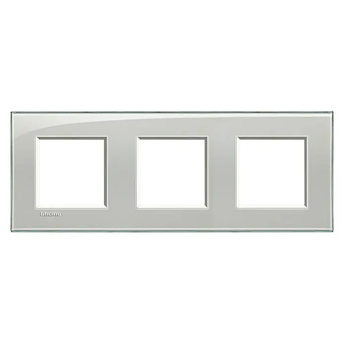 Bticino Living Light Marco - Gris, x 3, Plástico, Montaje en la pared - Vista frontal