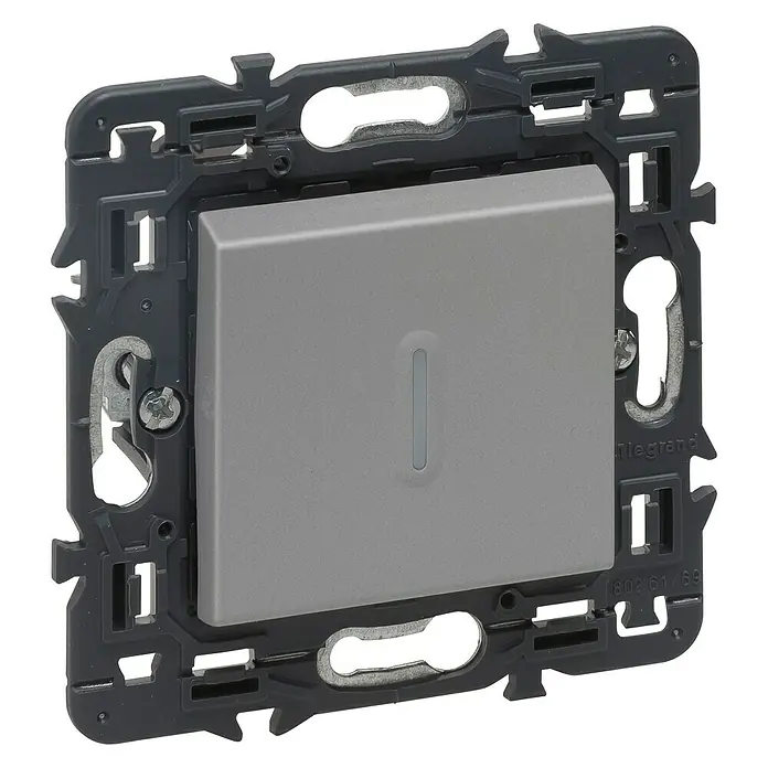 Legrand Valena Next Conmutador con luz - Aluminio, Montaje en la pared, Plástico, 10 A - Vista angular