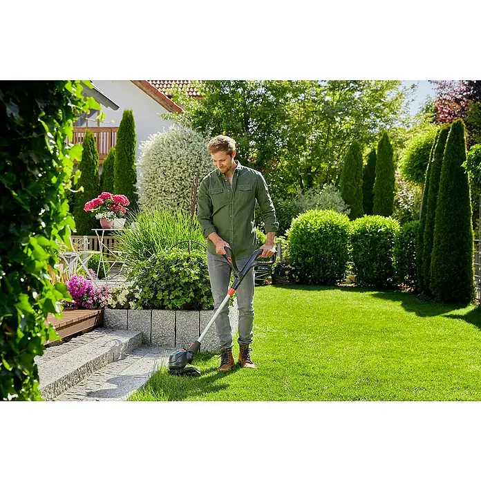 Gardena ComfortCut Akumulatorski trimer 23 / 18V-P4A - 18 V, Litij-ionska, Bez akumulatora, Širina reza: 23 cm - Proizvod u upotrebi
