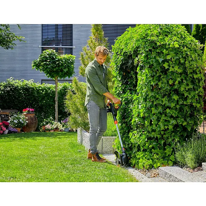 Gardena ComfortCut Akumulatorski trimer 23 / 18V-P4A - 18 V, Litij-ionska, Bez akumulatora, Širina reza: 23 cm - Proizvod u upotrebi