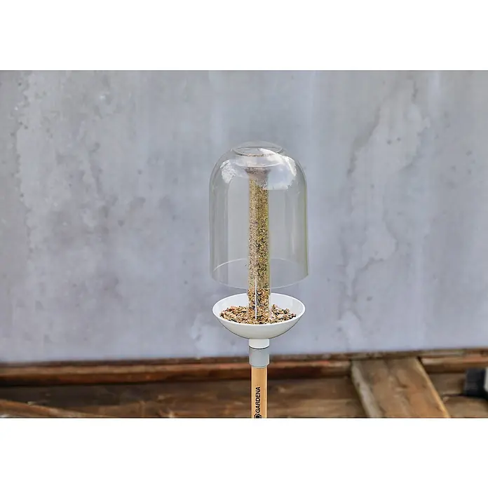 Gardena ClickUp! Vogelfutterstation - 15,7 x 15,7 x 35,2 cm, Kunststoff - Stimmungsaufnahme
