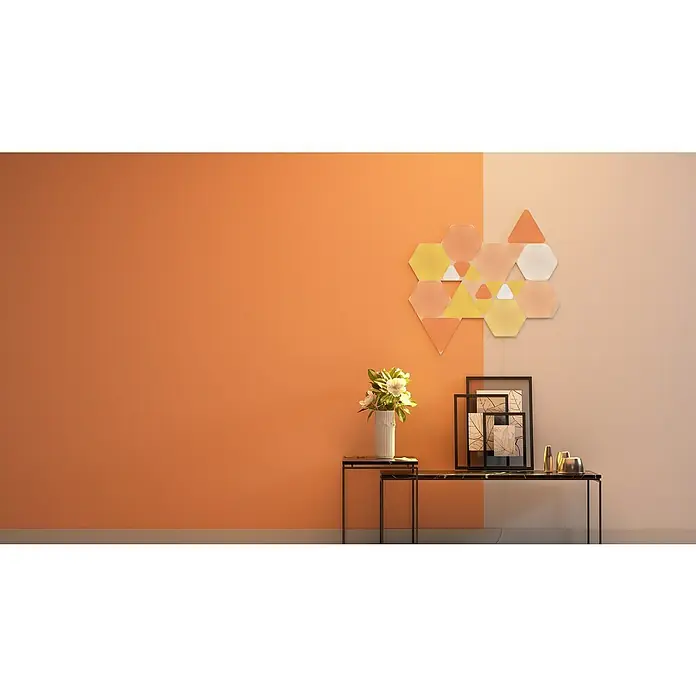 Nanoleaf LED-Panel Shapes Triangles 4er Starter Set 2. Generation - L x B x H: 23 x 20 x 0,6 cm, Weiß, RGBW - Stimmungsaufnahme