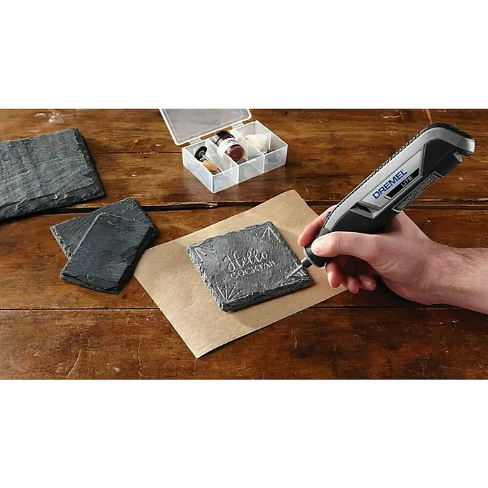 Dremel Akku-Multifunktionswerkzeug 7760-15 Lite - 3,6 V, Li-Ionen, 2 Ah, Anzahl Akkus: 1 Akku, Leerlaufdrehzahl: 8.000 U/min - 25.000 U/min - Anwendungsbeispiel