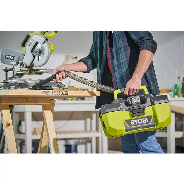 Ryobi ONE+ Akku-Trockensauger R18PV-0 - 18 V, Li-Ionen, Ohne Akku - Anwendungsbeispiel