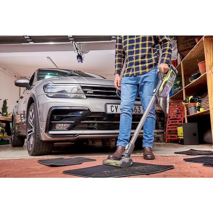 Ryobi ONE+ Aspirador de mano de batería R18SV7-0 - 18 V, Sin batería, 0,5 l - Producto en uso