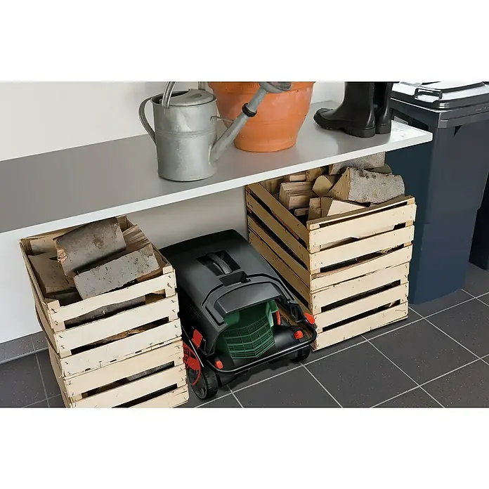 Bosch Elektro-Vertikutierer Verticut 1100 - 1.100 W, Arbeitsbreite: 32 cm - Stimmungsaufnahme