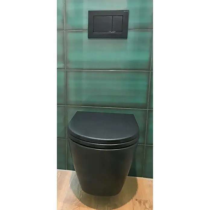 Feeling Wand-WC Feeling - Spülrandlos, Ohne Spezialglasur, Spülform: Tief, WC Abgang: Waagerecht, Schwarz, Matt - Stimmungsaufnahme