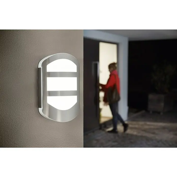 Osram Endura Style LED-Außenwandleuchte Plate Wall - 12 W, 180 x 54 x 280 mm, Edelstahl, IP44 - Stimmungsaufnahme