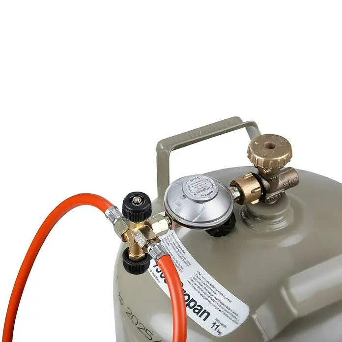 Rothenberger Industrial Doppelabzweigventil - Passend für: Druckregler mit 1/4″ L-Anschluss - Detailaufnahme