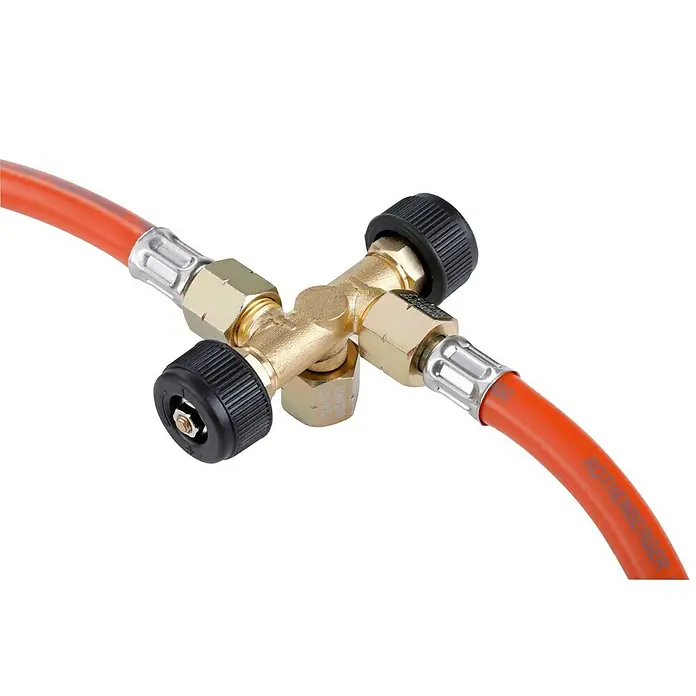 Rothenberger Industrial Doppelabzweigventil - Passend für: Druckregler mit 1/4" L-Anschluss - Detailaufnahme