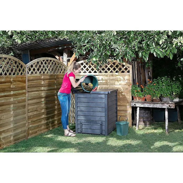 Garantia Komposter Thermo-Wood mit Bodenplatte - 400 l, 72 x 72 x 90 cm - Anwendungsbeispiel