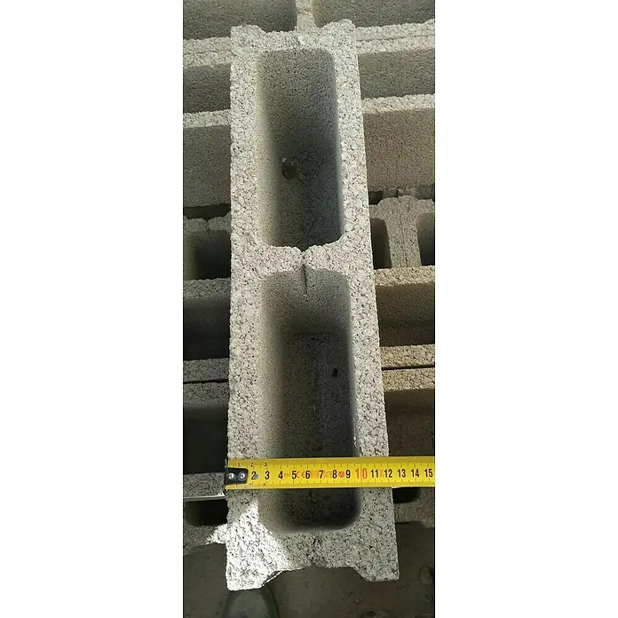 BHS Valencia Bloque de hormigón poroso - 50 x 12 x 12 cm - Primer plano